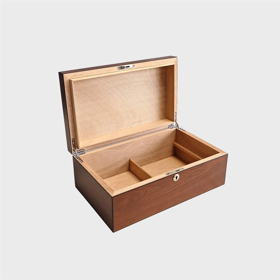 Dako nga Kahon han Humidor han Sigaril